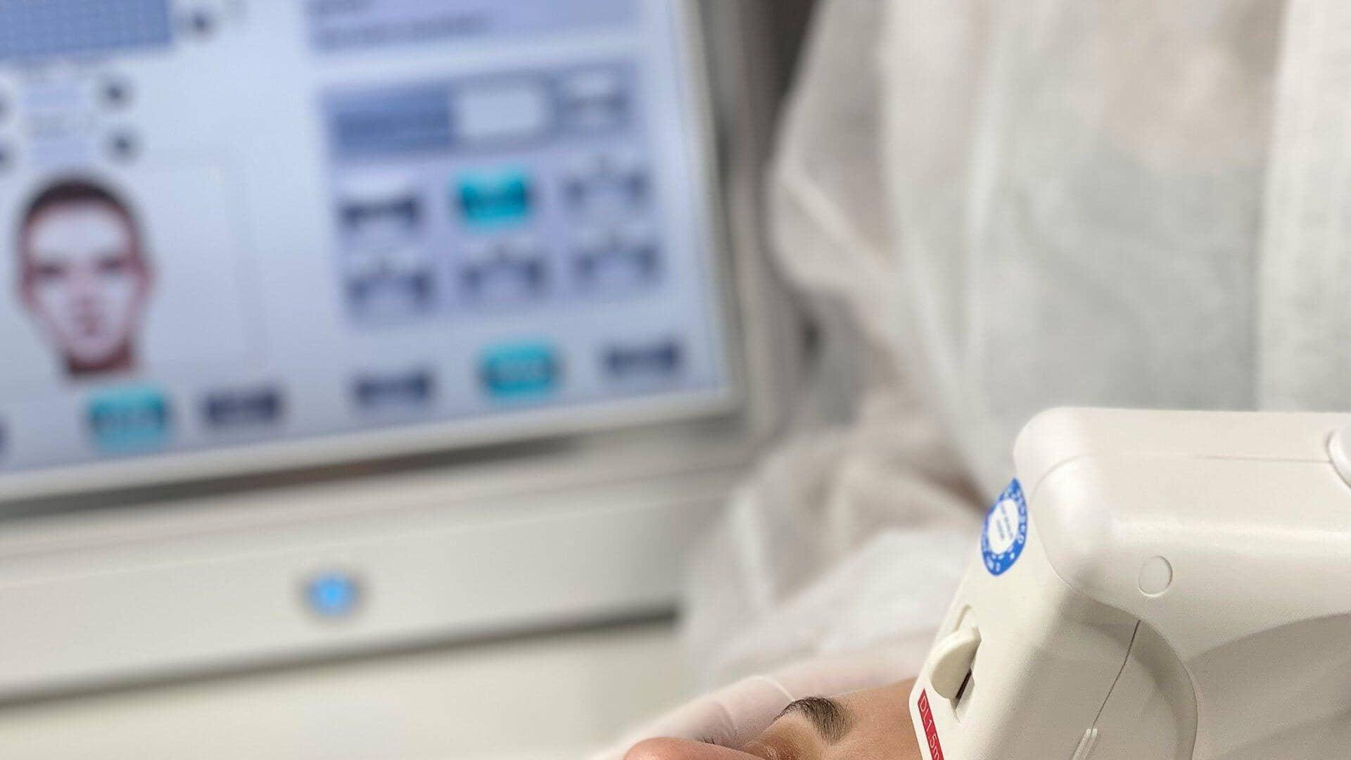 Huidlifting zonder plastische chirurgie - 4D HIFU - Skin / Scent