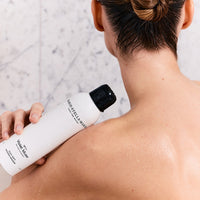 Silky Soft Shower Mousse No.11 Violet Muse (200 ml)
